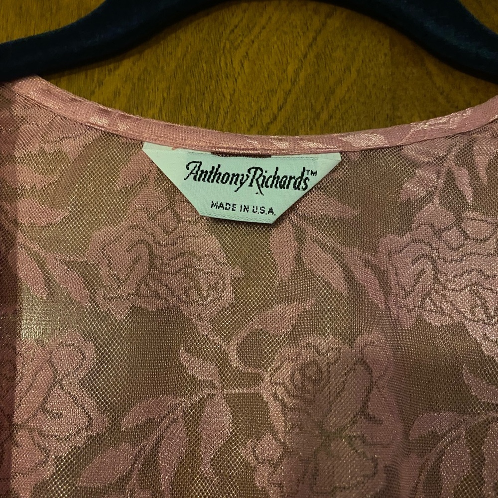 Anthony Richards Floral Pink Robe - Picture 2 of 5